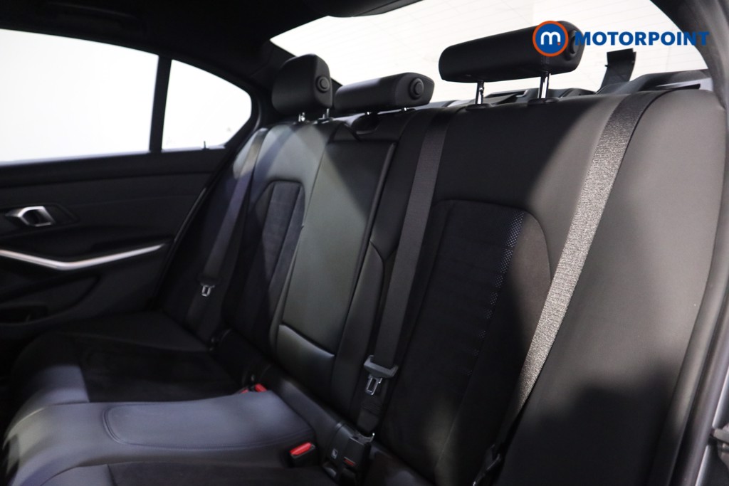 Used BMW 3 Series 2024 for sale - 76706930: Photo 24