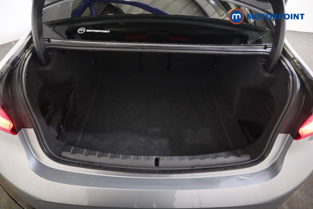 Used BMW 3 Series 2024 for sale - 76706930: Photo 25