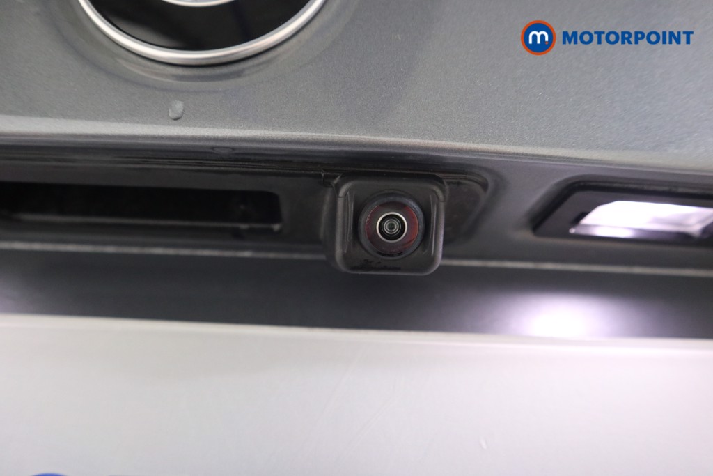 Used BMW 3 Series 2024 for sale - 76706930: Photo 26