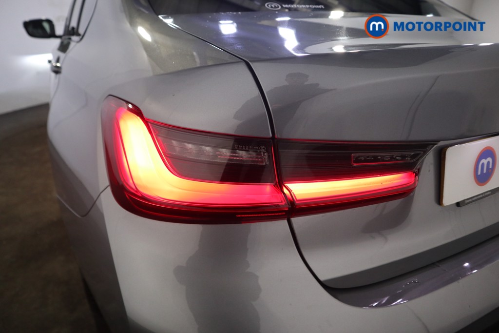 Used BMW 3 Series 2024 for sale - 76706930: Photo 32