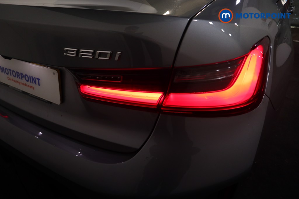 Used BMW 3 Series 2024 for sale - 76706930: Photo 33