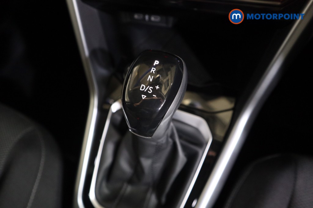 Used Volkswagen T-Roc 2024 for sale - 77275067: Photo 16