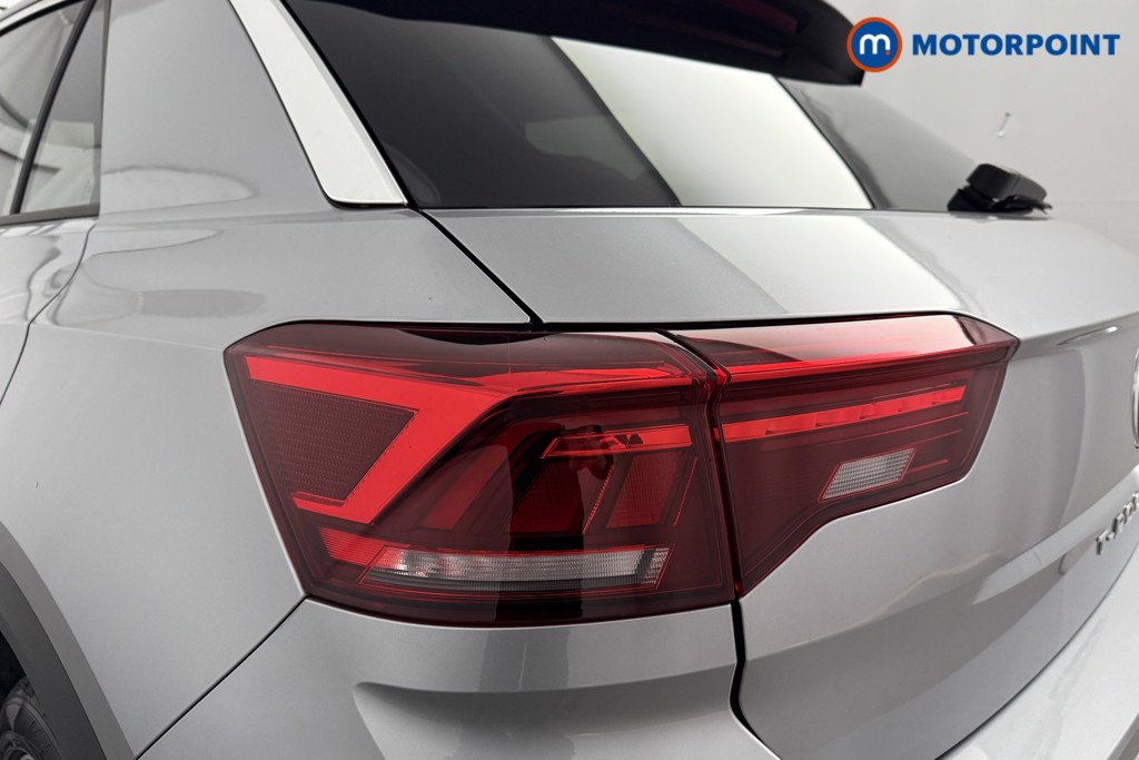 Used Volkswagen T-Roc 2023 for sale - 77340547: Photo 35