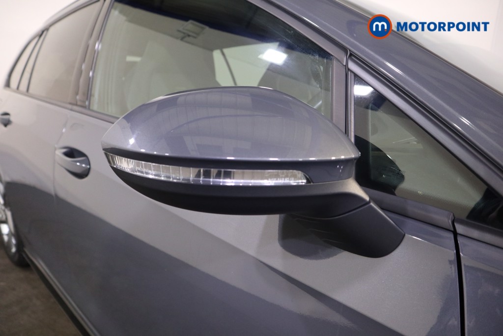 Used Volkswagen Golf 2021 for sale - 76649001: Photo 37