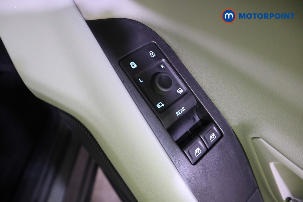 Used Ford Explorer 2025 for sale - 76847683: Photo 19