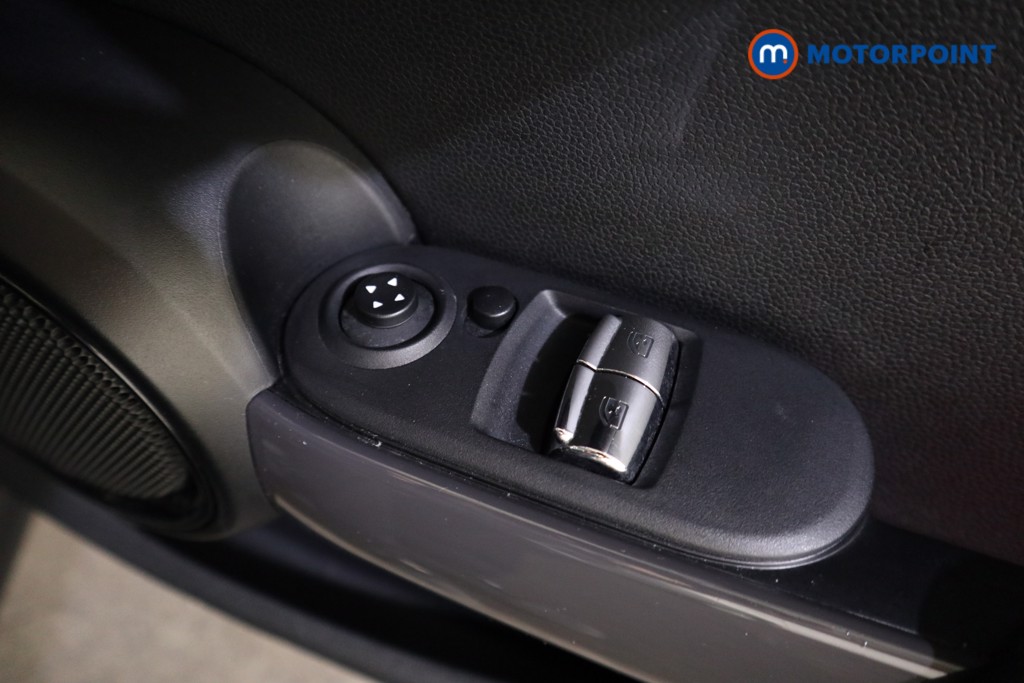 Used MINI Hatch 2019 for sale - 77904084: Photo 21