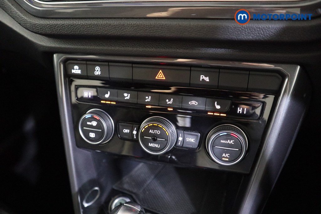 Used Volkswagen T-Roc 2021 for sale - 78078411: Photo 16