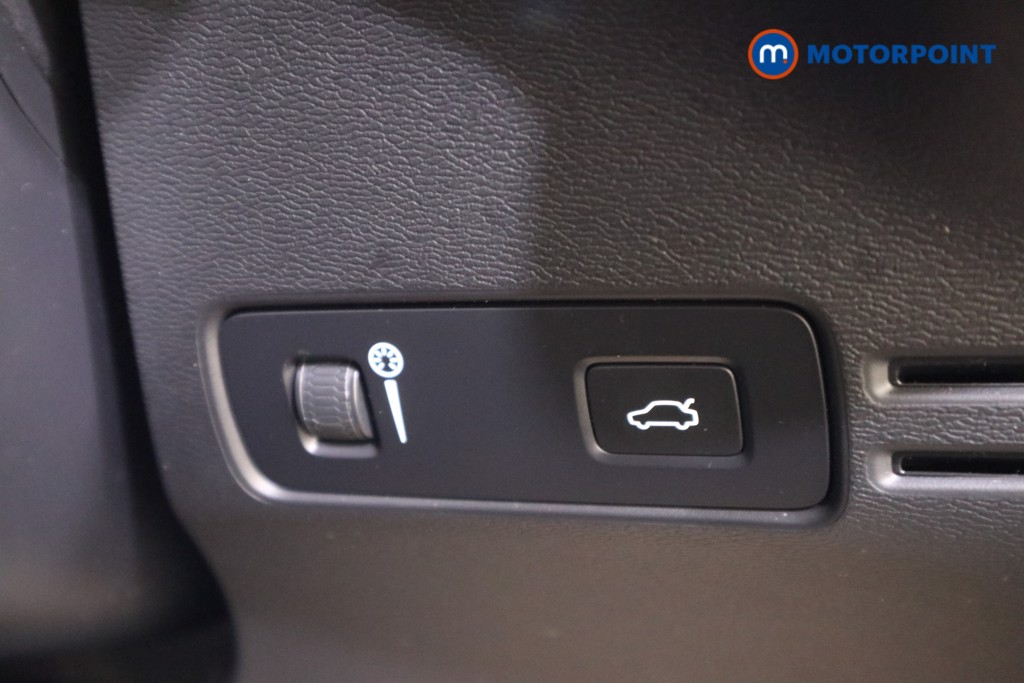 Used Volvo XC40 2021 for sale - 78106934: Photo 16