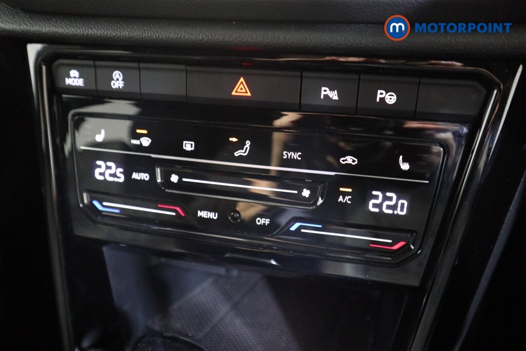 Used Volkswagen T-Roc 2023 for sale - 76008863: Photo 15