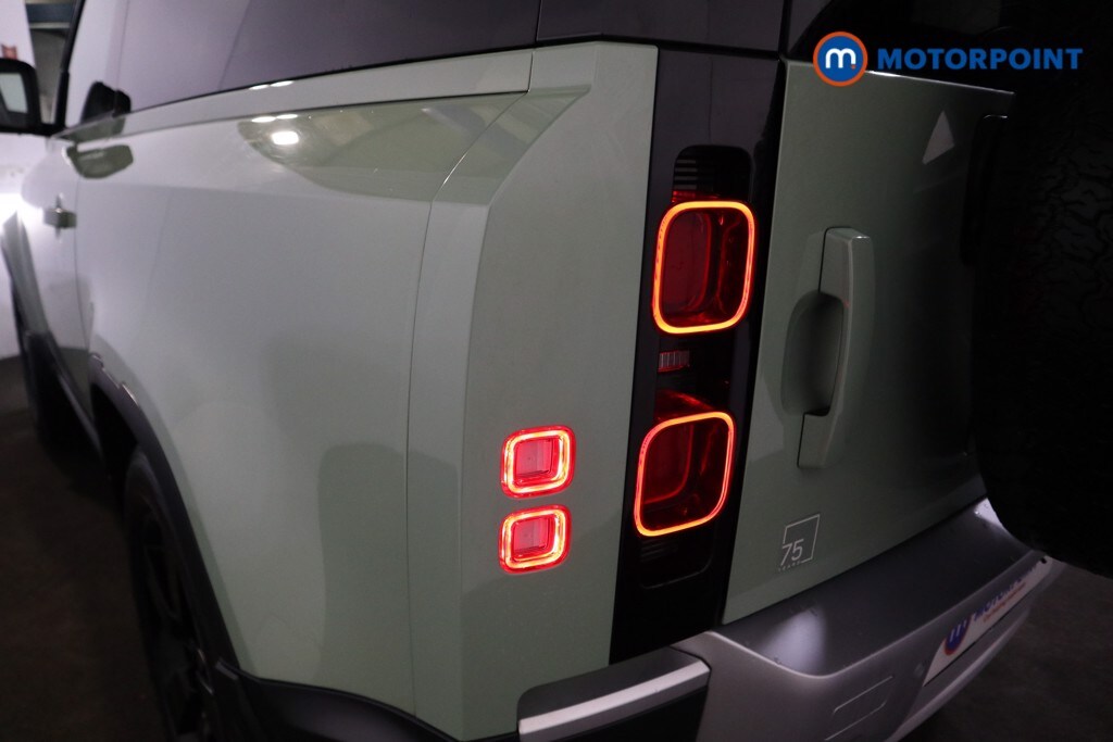 Used Land Rover Defender 2022 for sale - 77500518: Photo 31