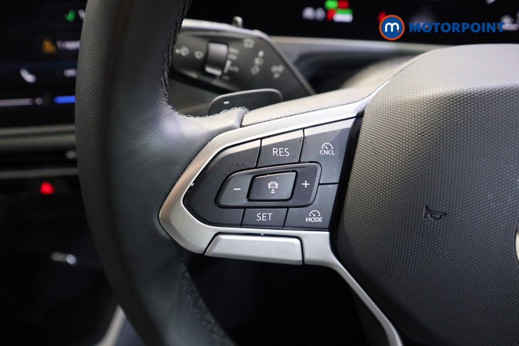 Used Volkswagen Passat 2025 for sale - 78039798: Photo 11