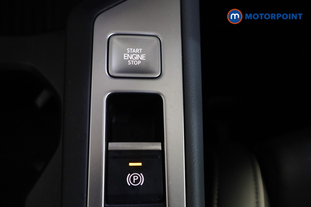 Used Volkswagen Passat 2025 for sale - 78039798: Photo 18