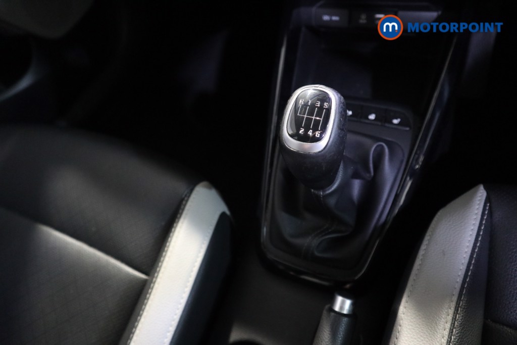 Used Kia Stonic 2019 for sale - 77951478: Photo 18