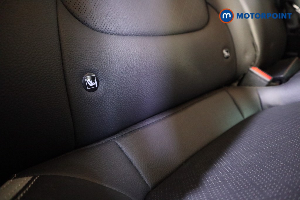 Used Kia Stonic 2019 for sale - 77951478: Photo 24