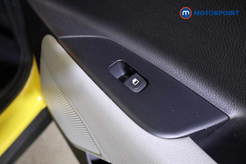 Used Kia Stonic 2019 for sale - 77951478: Photo 26