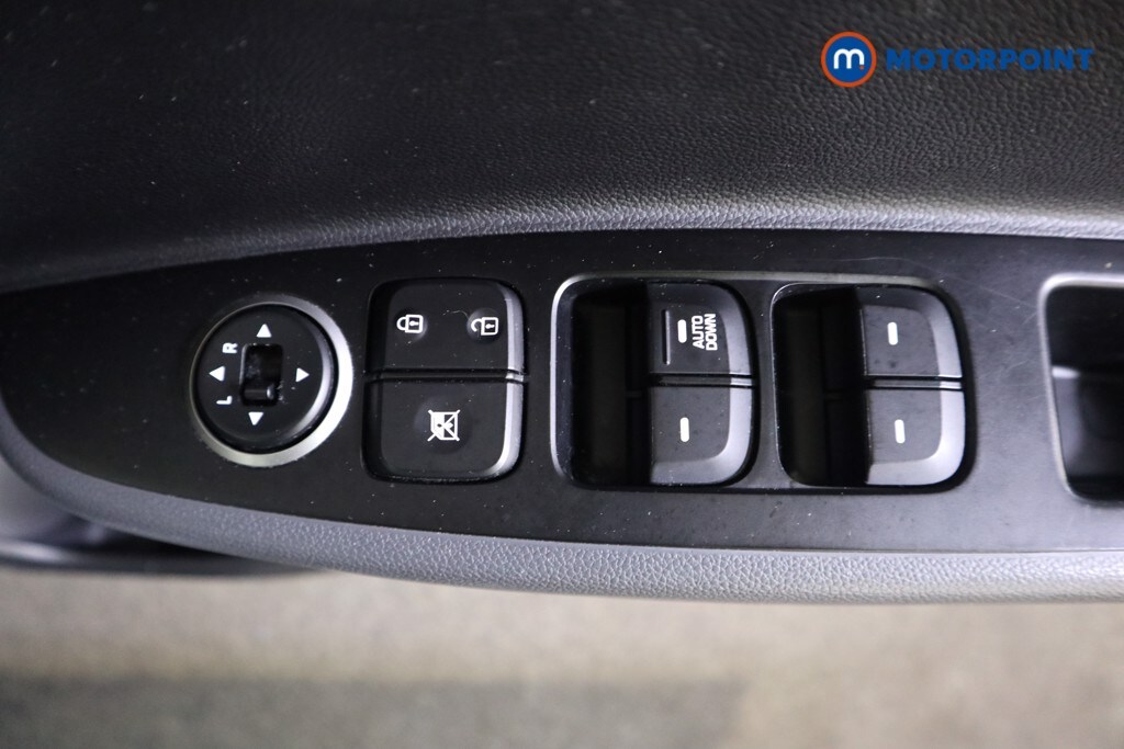 Used Hyundai i10 2019 for sale - 76933639: Photo 16