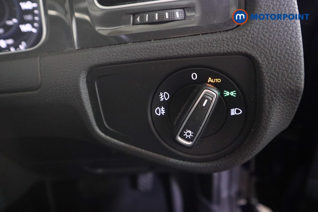 Used Volkswagen Golf 2019 for sale - 78078494: Photo 21