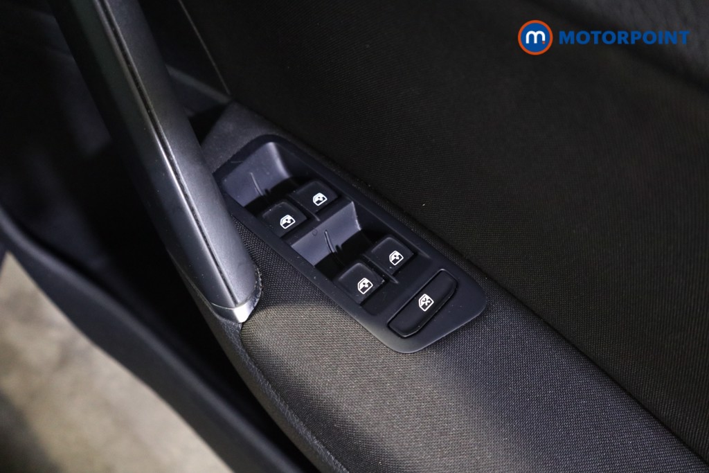 Used Volkswagen Golf 2019 for sale - 78078494: Photo 23