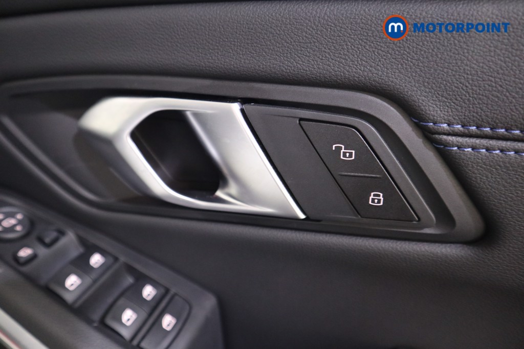 Used BMW 3 Series 2024 for sale - 76831196: Photo 20