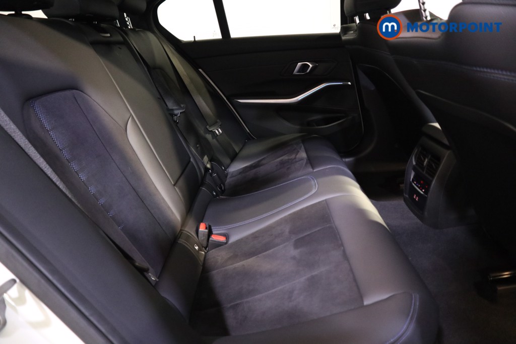 Used BMW 3 Series 2024 for sale - 76831196: Photo 23