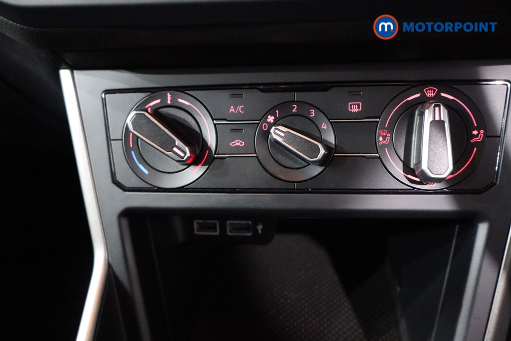 Used Volkswagen Polo 2019 for sale - 76636863: Photo 24