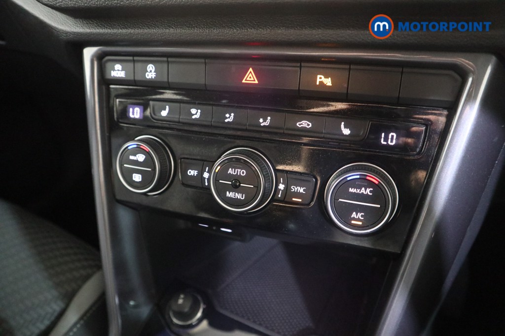 Used Volkswagen T-Roc 2021 for sale - 78118399: Photo 16