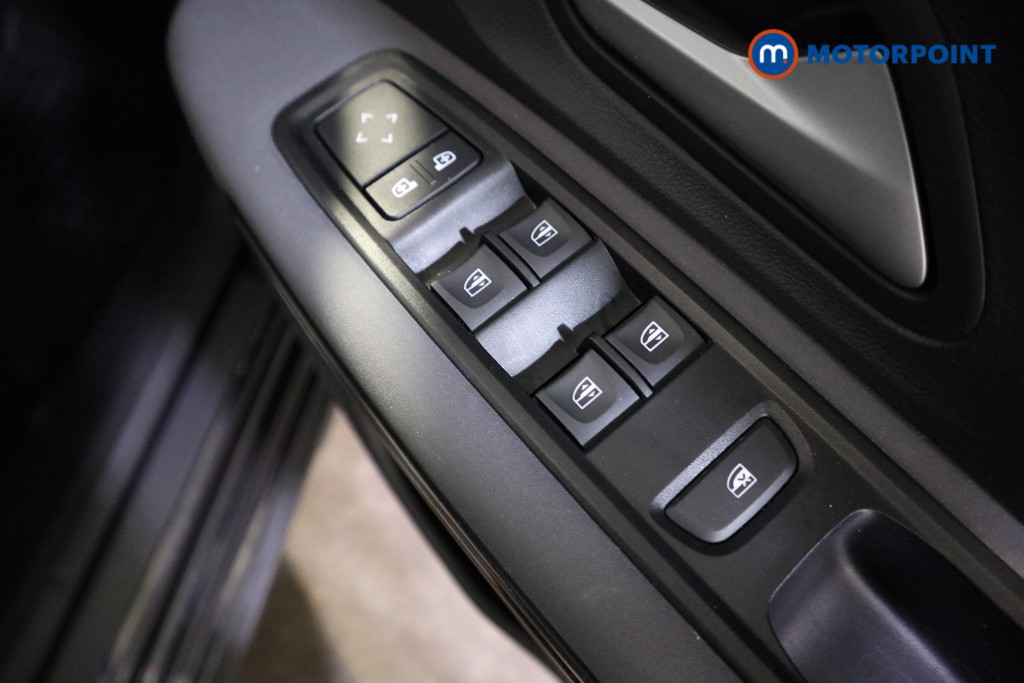 Used Dacia Sandero Stepway 2024 for sale - 77148923: Photo 18