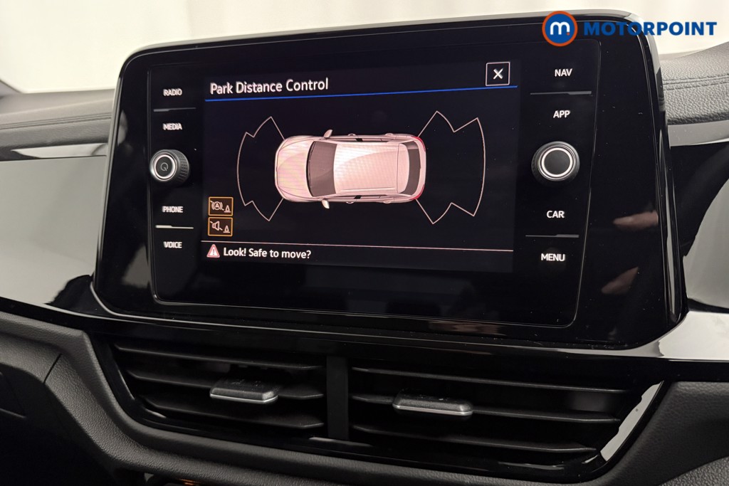 Used Volkswagen T-Roc 2023 for sale - 77327048: Photo 21