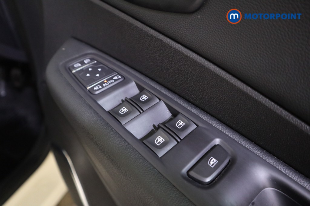 Used Renault Captur 2017 for sale - 76933959: Photo 19