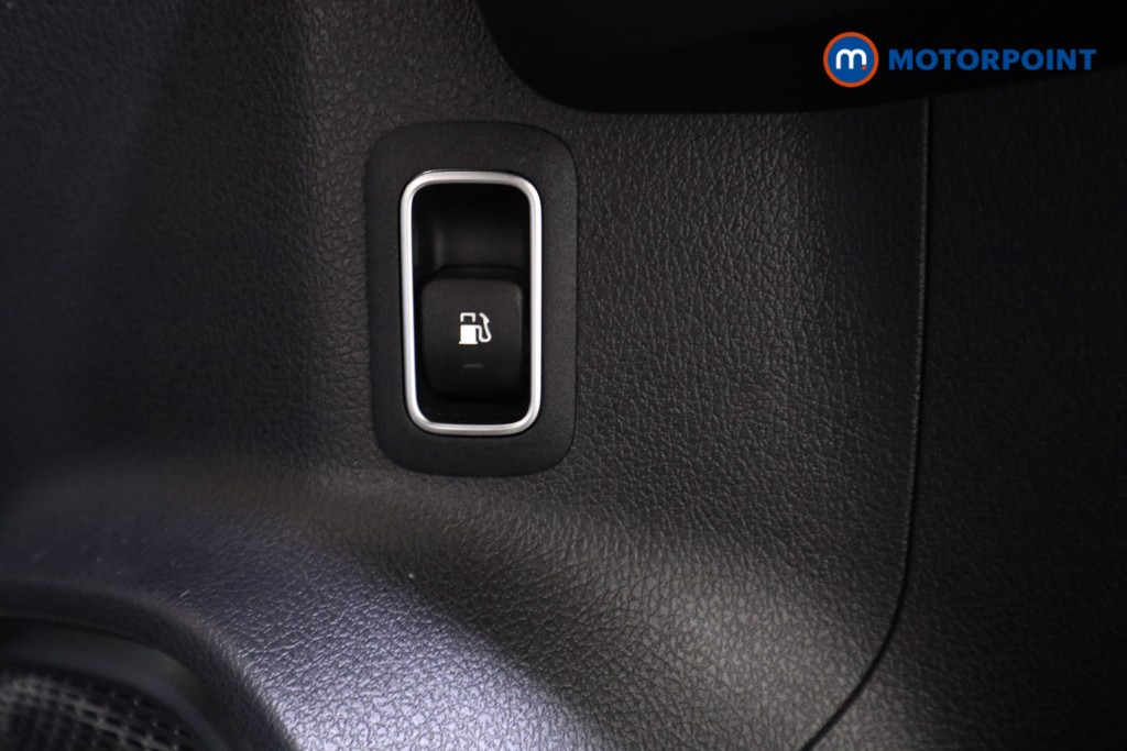 Used Mercedes-Benz GLA 2022 for sale - 77312805: Photo 18