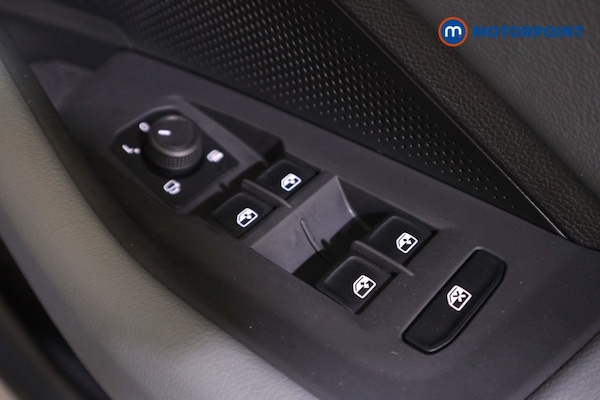 Used Volkswagen Passat 2025 for sale - 76278677: Photo 17