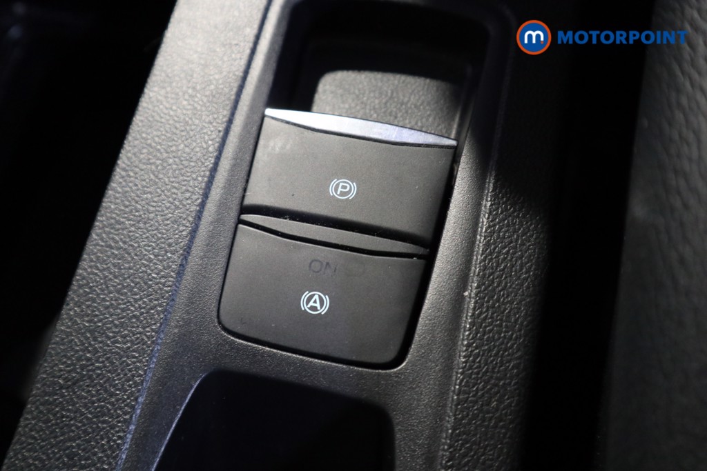 Used Ford Focus 2020 for sale - 76946184: Photo 21