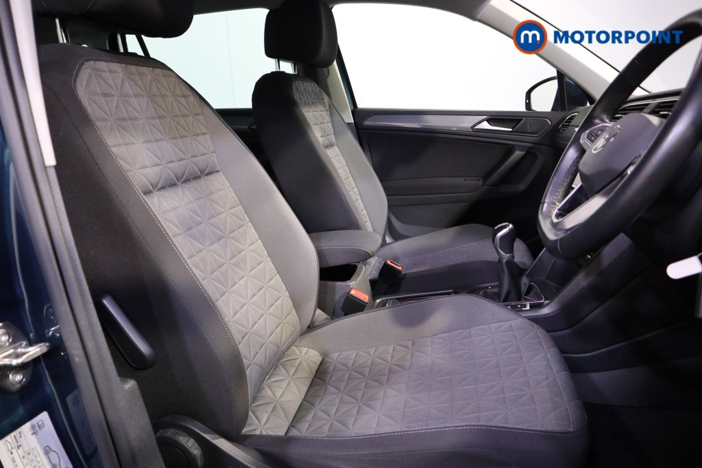 Used Volkswagen Tiguan 2022 for sale - 76908900: Photo 23