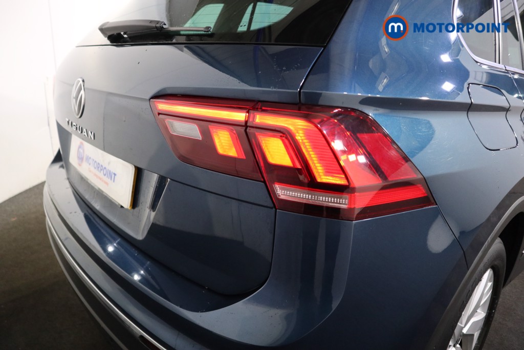 Used Volkswagen Tiguan 2022 for sale - 76908900: Photo 35