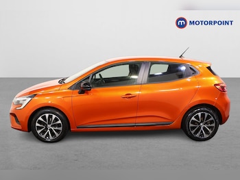 Used Renault Clio 2022 for sale - 76279138: Photo