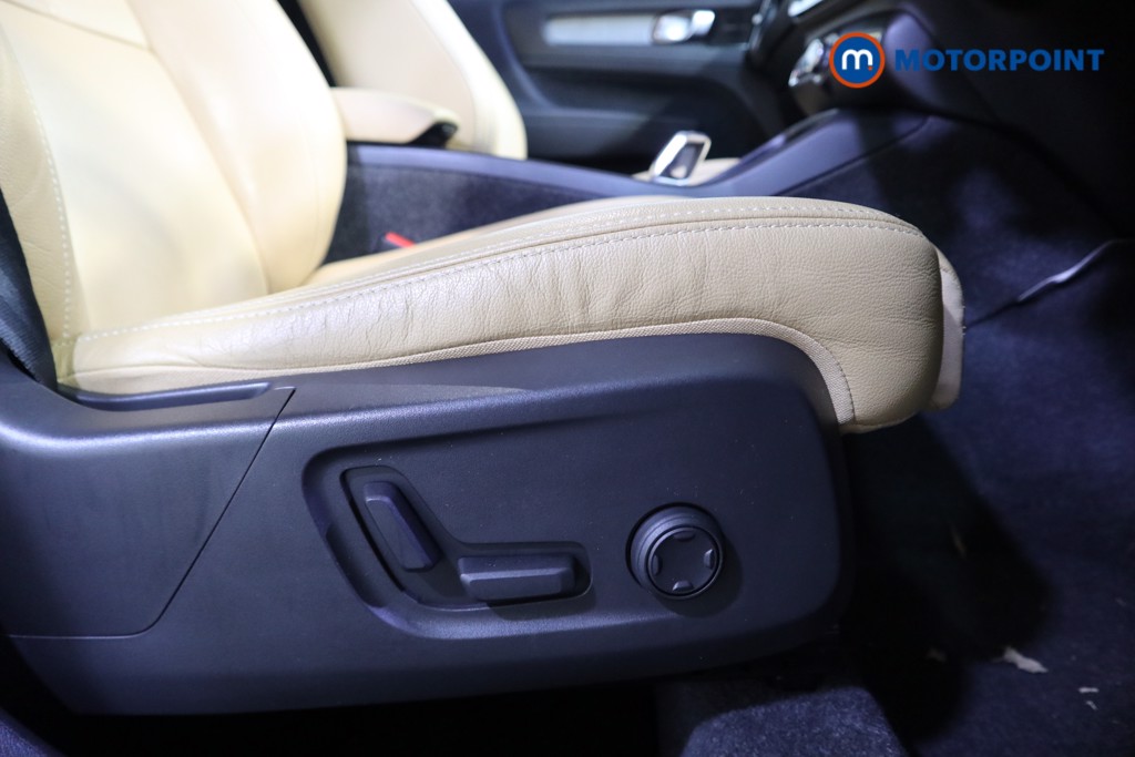 Used Volvo XC40 2021 for sale - 76782590: Photo 21