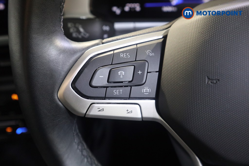 Used Volkswagen T-Roc 2023 for sale - 76067940: Photo 11