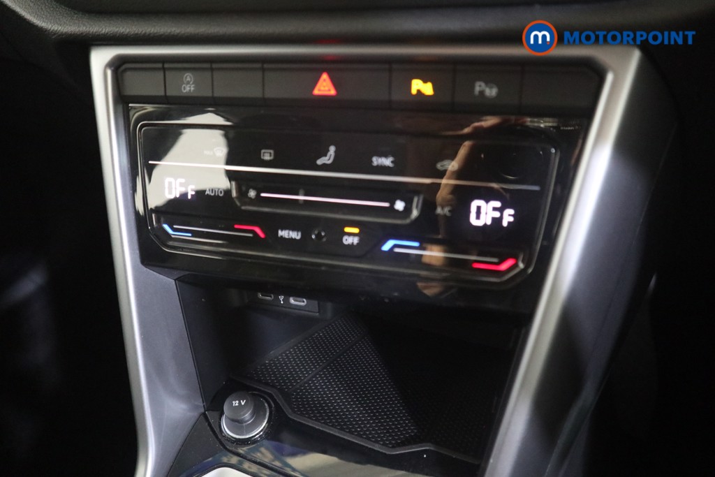 Used Volkswagen T-Roc 2023 for sale - 76067940: Photo 15