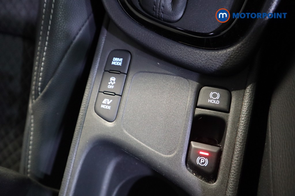 Used Toyota Yaris 2022 for sale - 77312894: Photo 17