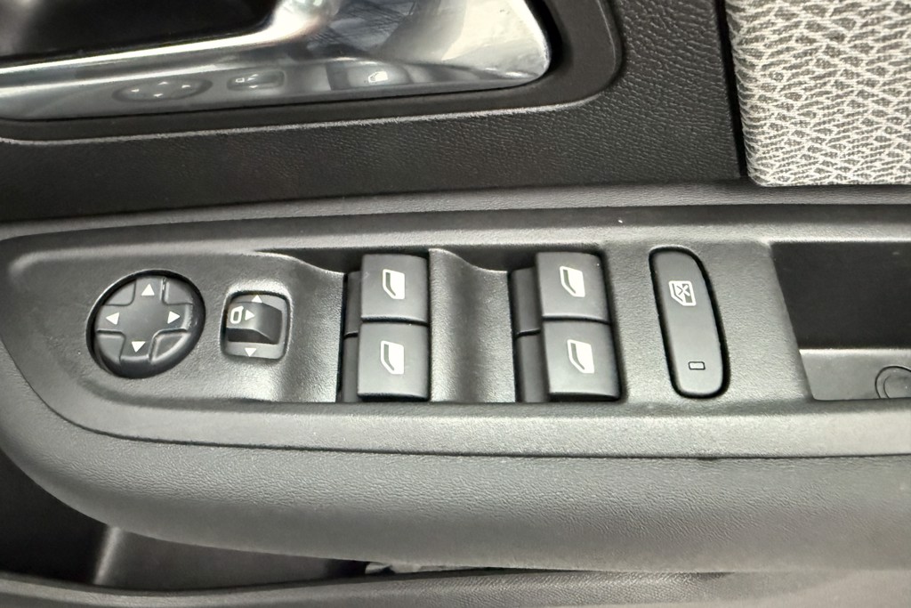 Used Citroen C4 2024 for sale - 76723347: Photo 23