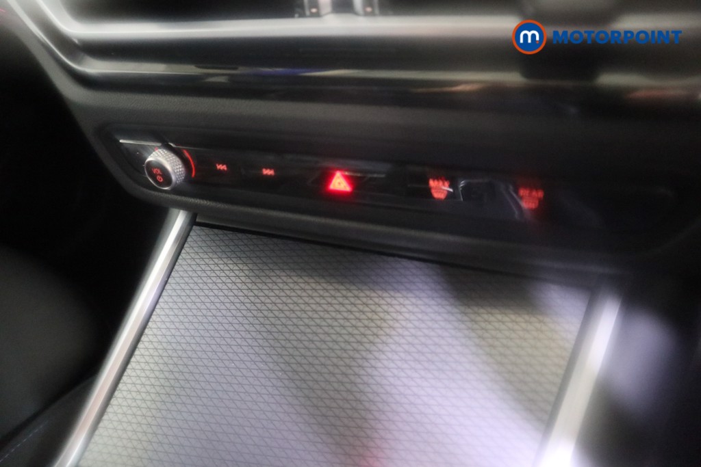 Used BMW 3 Series 2024 for sale - 77225938: Photo 15