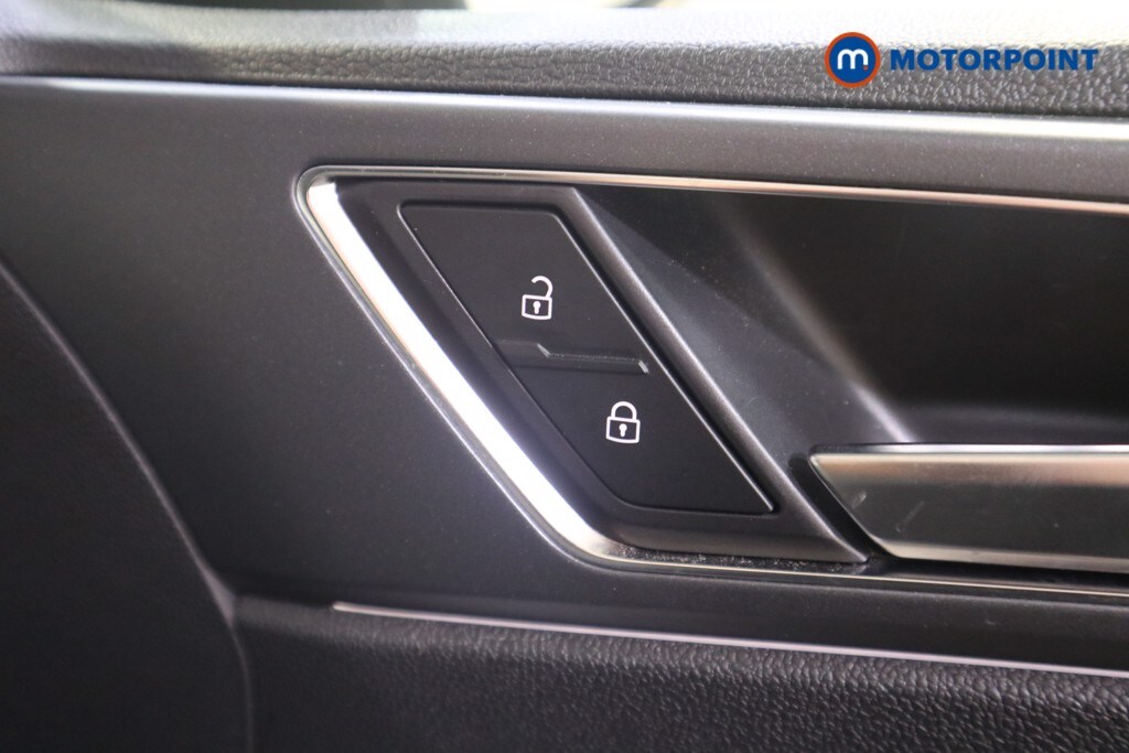 Used Volkswagen Taigo 2023 for sale - 76038449: Photo 18