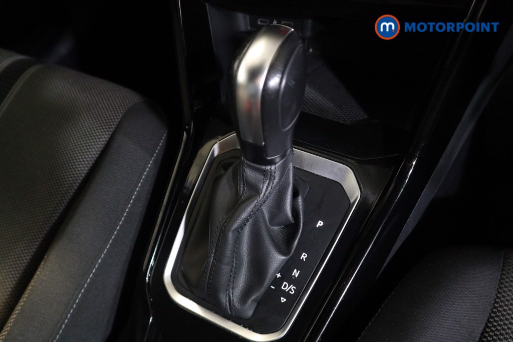 Used Volkswagen T-Roc 2021 for sale - 76685200: Photo 16