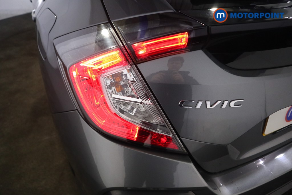 Used Honda Civic 2020 for sale - 76933694: Photo 26