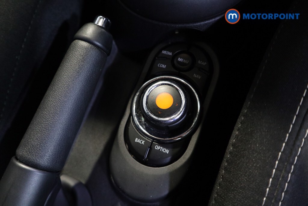 Used MINI Hatch 2019 for sale - 77901952: Photo 17