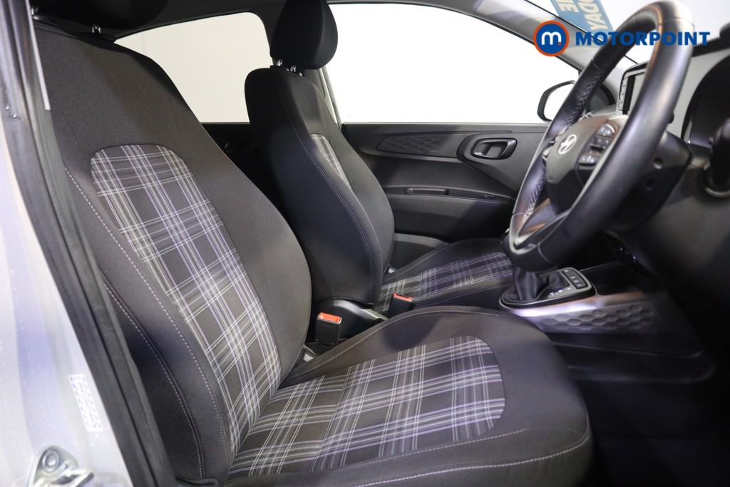 Used Hyundai i10 2023 for sale - 76577704: Photo 15