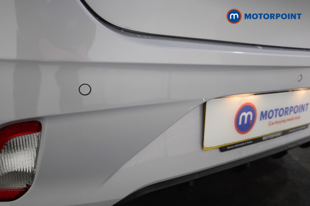 Used Hyundai i10 2023 for sale - 76577704: Photo 17