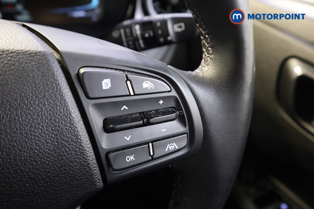 Used Hyundai i10 2023 for sale - 76577704: Photo 9