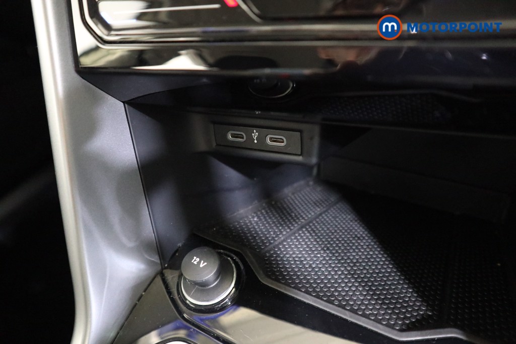 Used Volkswagen T-Roc 2023 for sale - 76819443: Photo 16