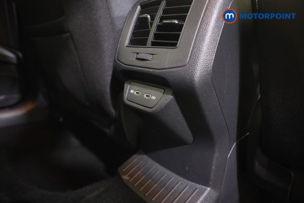 Used Volkswagen T-Roc 2023 for sale - 76819443: Photo 24